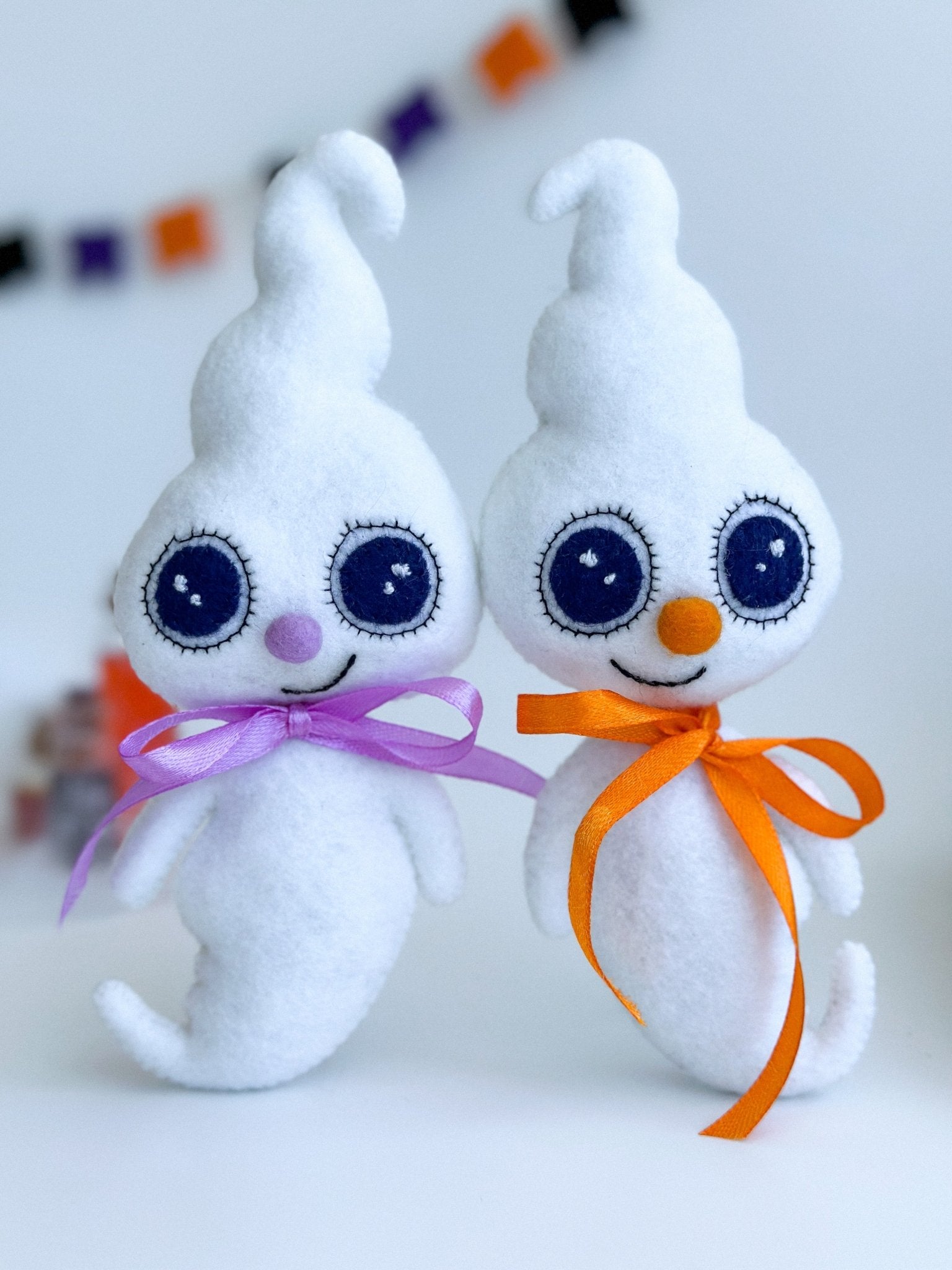 Felt Ghost Halloween Ornament – White Ghost with Orange or Purple Ribbon - WoollyFox